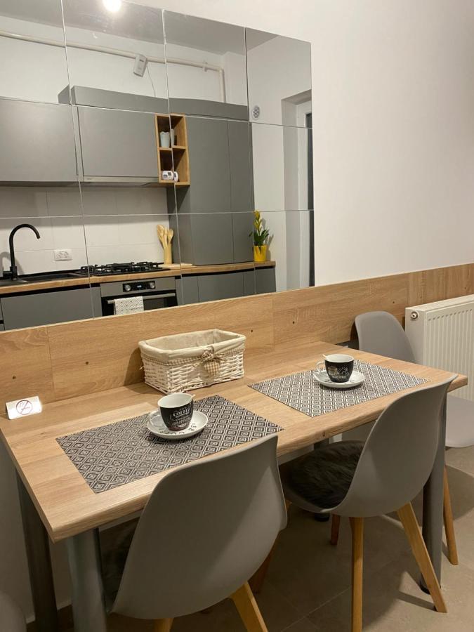 Deea H24 Apartment Rîşnov Екстериор снимка